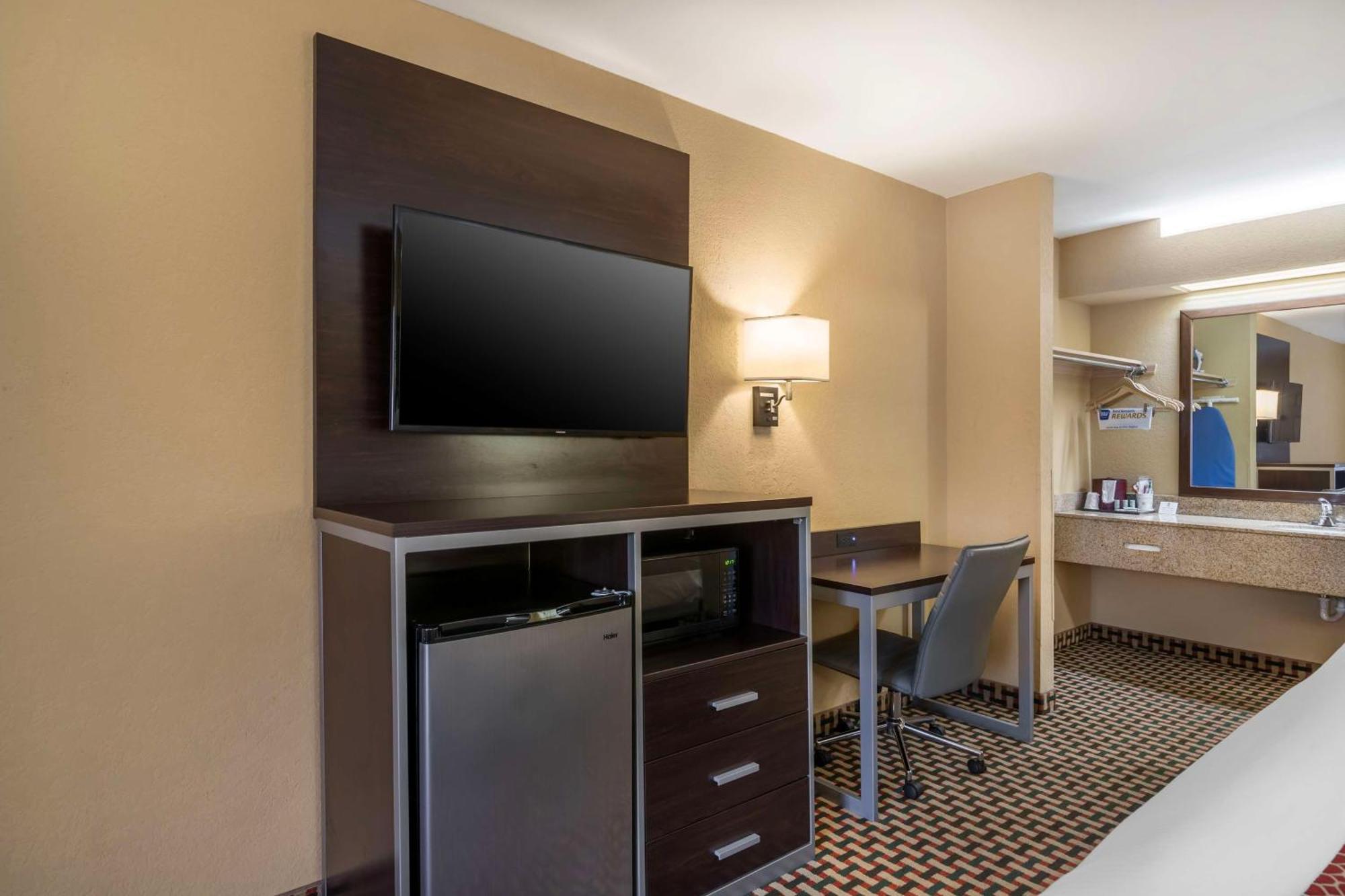 Best Western Bradford Inn Swainsboro Экстерьер фото
