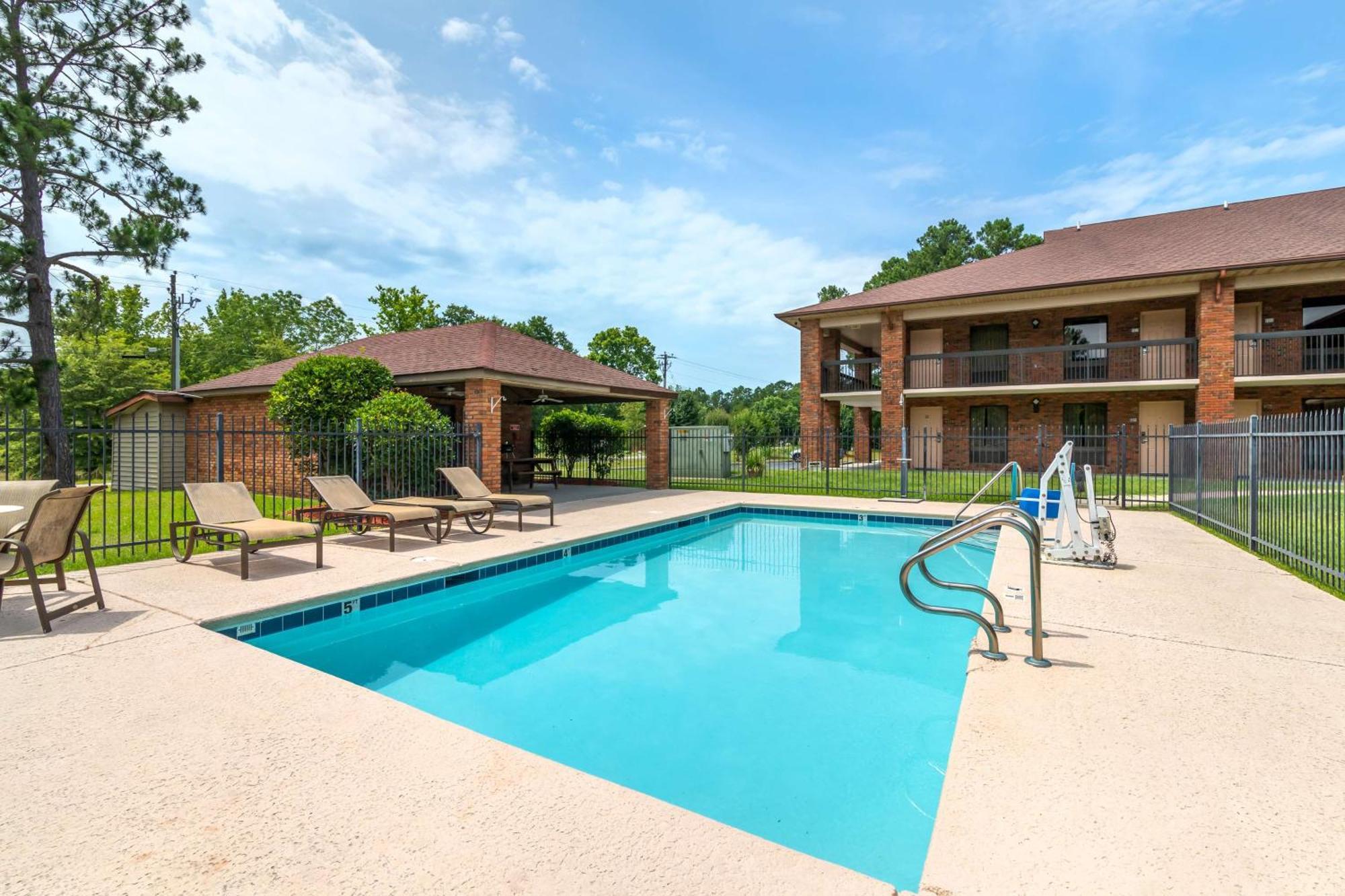 Best Western Bradford Inn Swainsboro Экстерьер фото