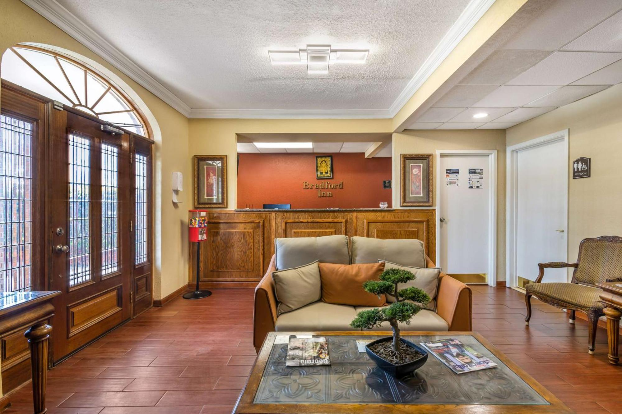 Best Western Bradford Inn Swainsboro Экстерьер фото